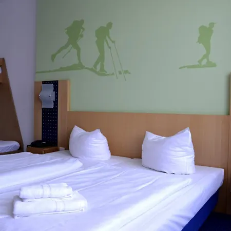 Outdoor Szálloda 3*