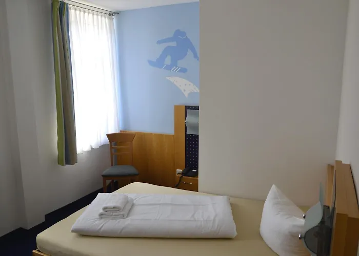 Outdoor 3* Steinach (Thuringia)